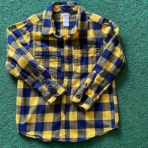 Boys Size 6 long sleeve flannel shirt